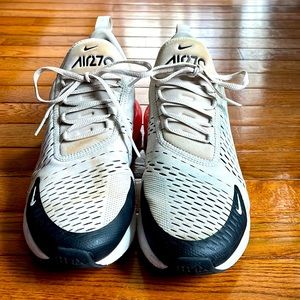 Nike AirMax 270